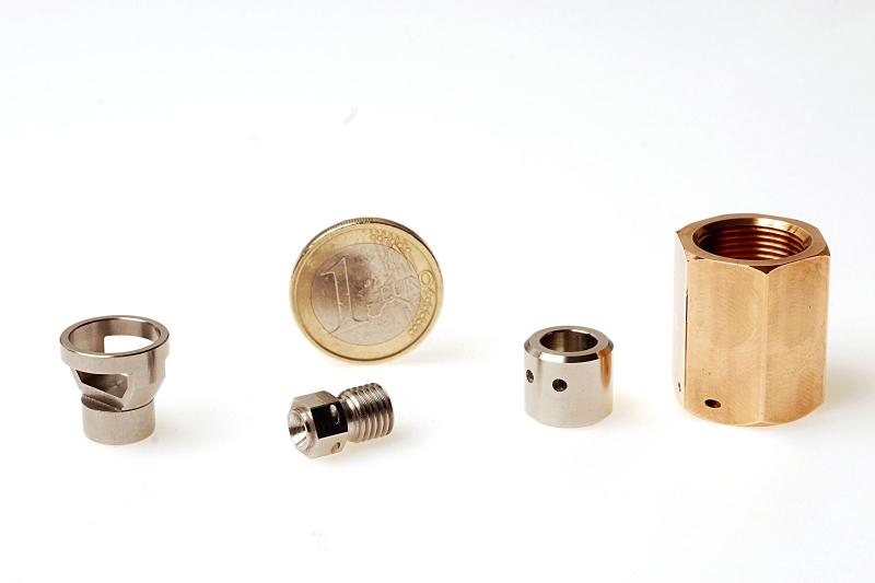 DE CRIGNIS INDUSTRY - Fabricant de pièces de précision destinées à l'industrie aéronautique
