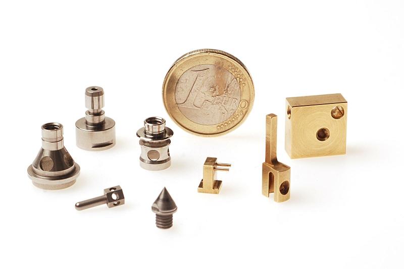 DE CRIGNIS INDUSTRY - Fabricant de pièces techniques pour la connectique